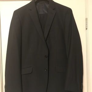 Kenneth Cole Reaction Suit